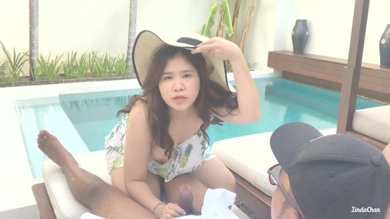 ＞＞＞獨家首發暹羅丰乳肥臀眼鏡妹穿各式制服與粗屌男友隨處打炮 720p